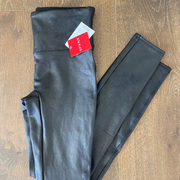 SPANX Pants - NEW SPANX faux leather legging